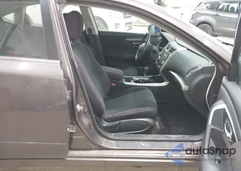 2013 Nissan Altima 2.5 Sv z USA, uszkodzony, nr VIN 1N4AL3AP2DC913121